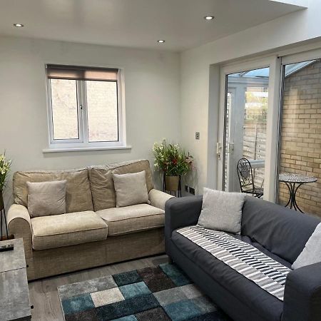 Three Bedroom House In Tooting By Star Apartments Londra Exterior foto