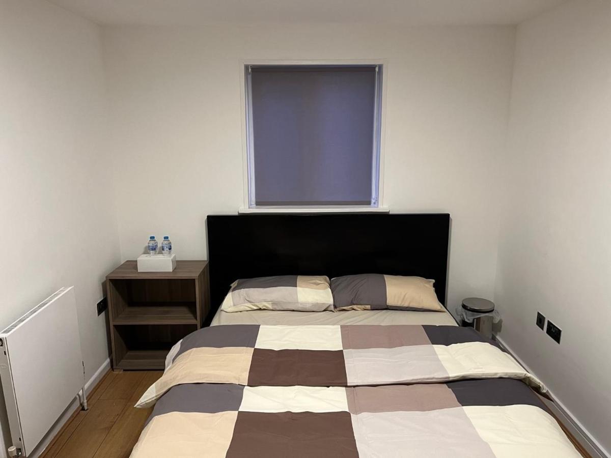 Three Bedroom House In Tooting By Star Apartments Londra Exterior foto