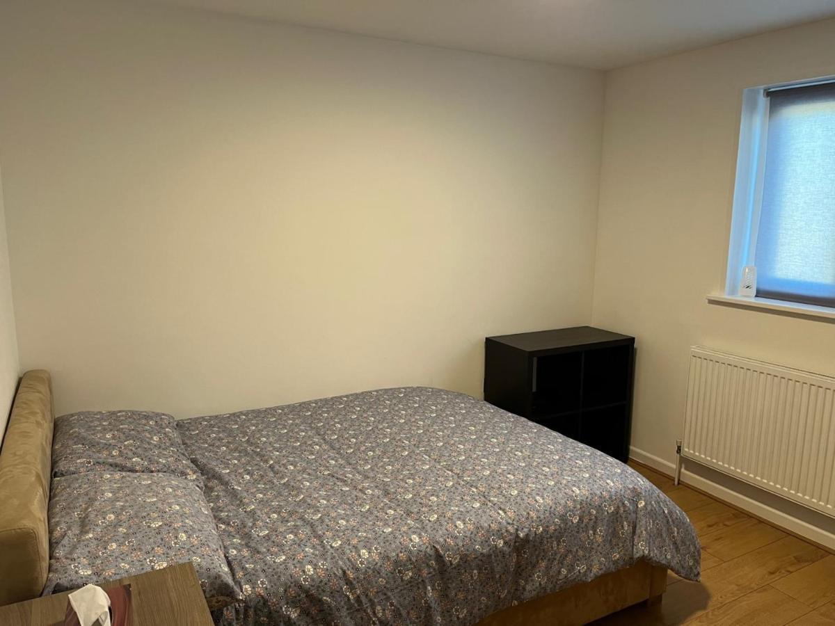 Three Bedroom House In Tooting By Star Apartments Londra Exterior foto