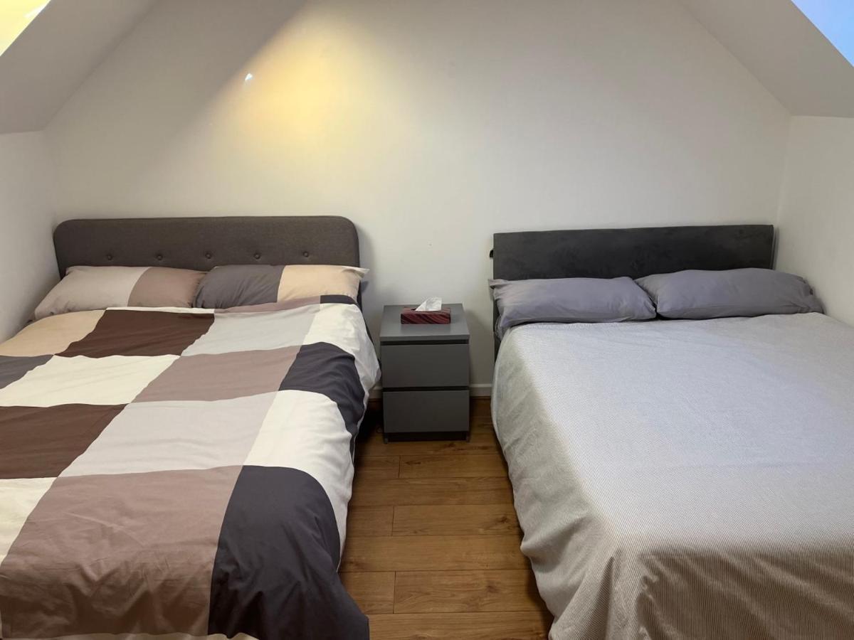 Three Bedroom House In Tooting By Star Apartments Londra Exterior foto